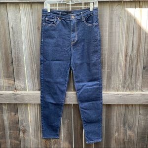 Forever 21 Dark Blue Skinny Jeans Size 29